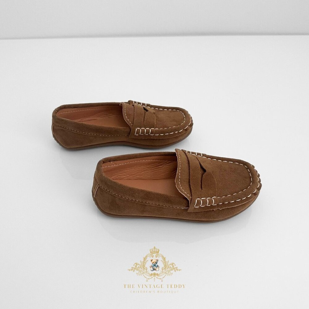 NWT Handsome Boys Vintage Style Classic Loafers Cute Children's Shoes Camel 10 - Picture 3 of 5